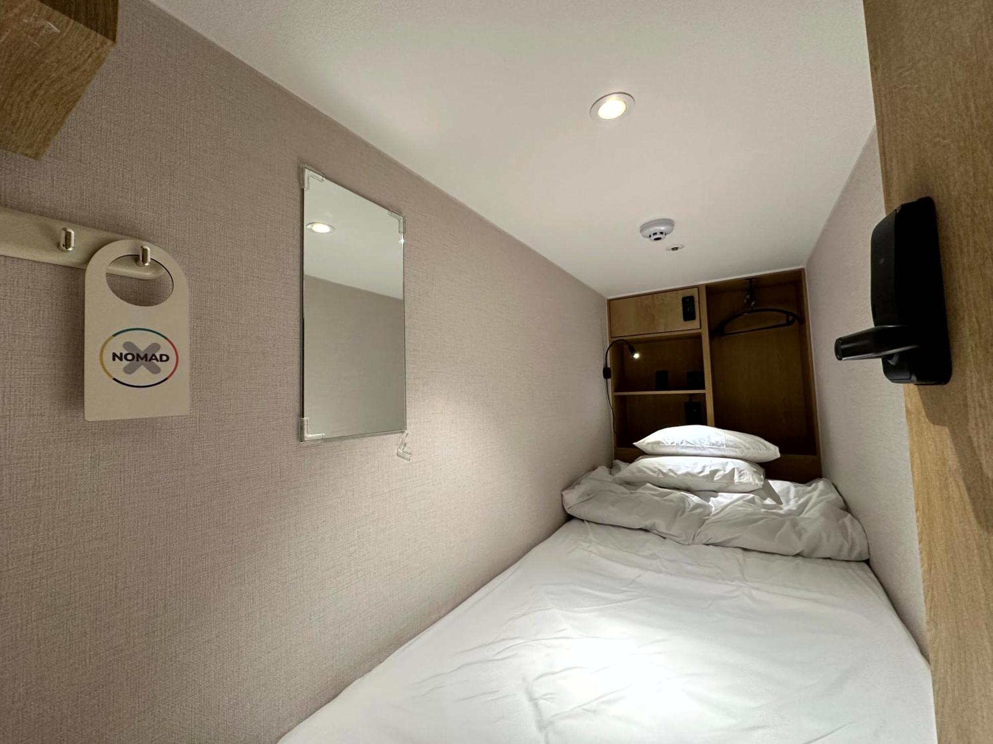 Nomad Live Hostel Busan Bagian luar foto